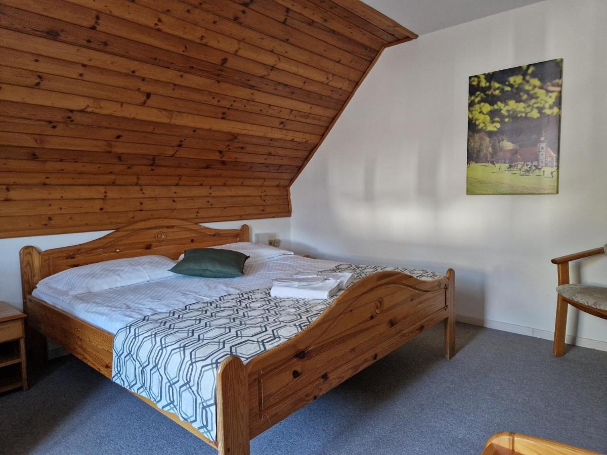 Guesthouse Jelenov greben Podčetrtek Buitenkant foto