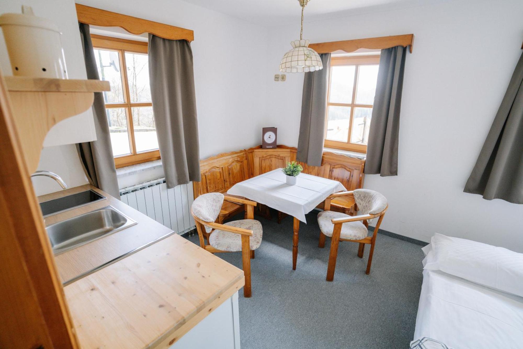 Guesthouse Jelenov greben Podčetrtek Buitenkant foto